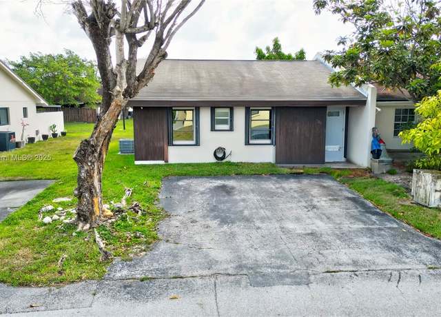 Property at 5211 SW 139th Ave Rd, Miami, FL 33175, 3 beds, 2 baths