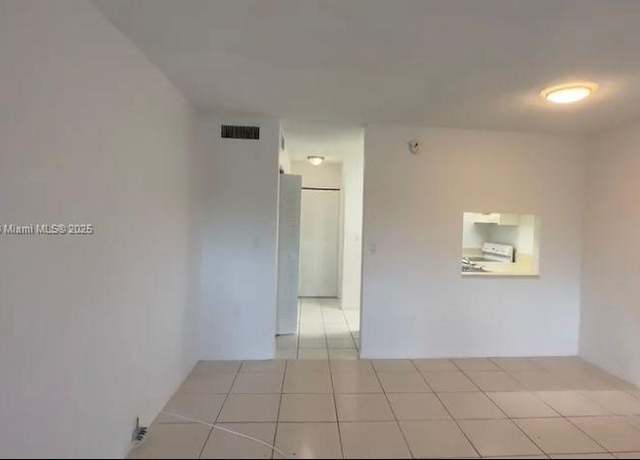 Property at 271 NW 177th St Unit B-216, Miami Gardens, FL 33169, 1 bath