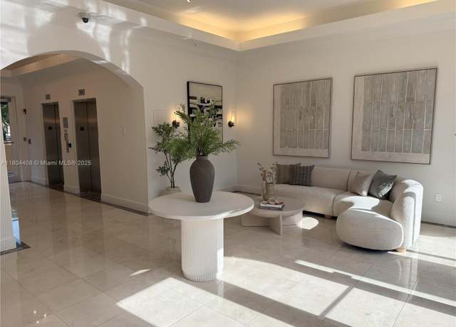 Property at 9021 SW 94th St #306, Miami, FL 33176, 2 beds, 2 baths