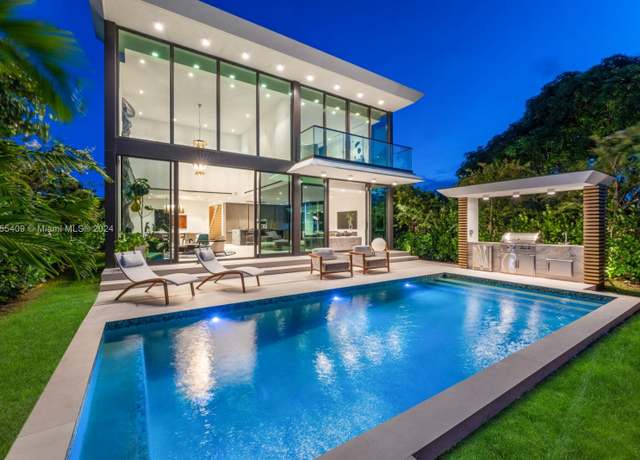 Property at 545 W 49th St, Miami Beach, FL 33140, 4 beds, 3 baths