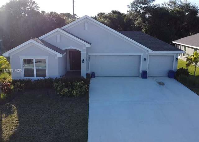 Property at 5380 Lugo St, Fort Pierce, FL 34951, 3 beds, 2 baths