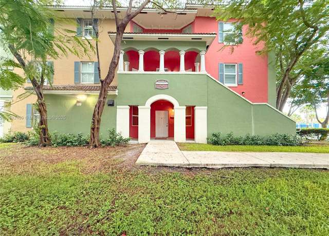Property at 11202 NW 83rd St #112, Doral, FL 33178, 3 beds, 2 baths