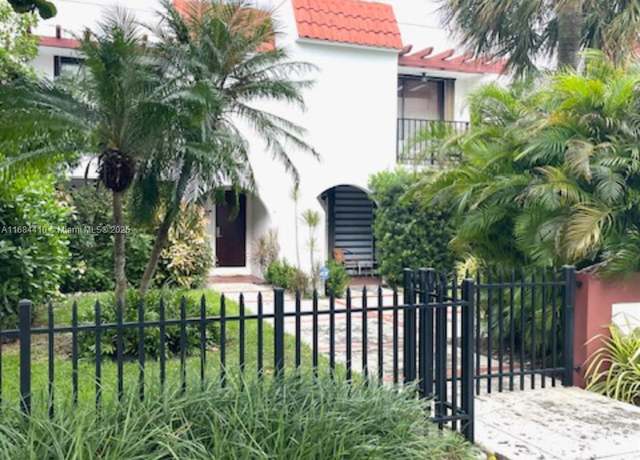 Property at 265 Grapetree Dr #108, Key Biscayne, FL 33149, 3 beds, 2.5 baths