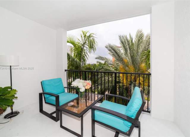 Property at 17125 N Bay Rd #3605, Sunny Isles Beach, FL 33160, 3 beds, 2 baths