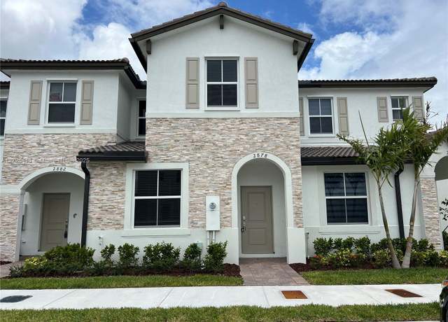 Property at 2878 SE 26 Ter #2878, Homestead, FL 33035, 3 beds, 2.5 baths