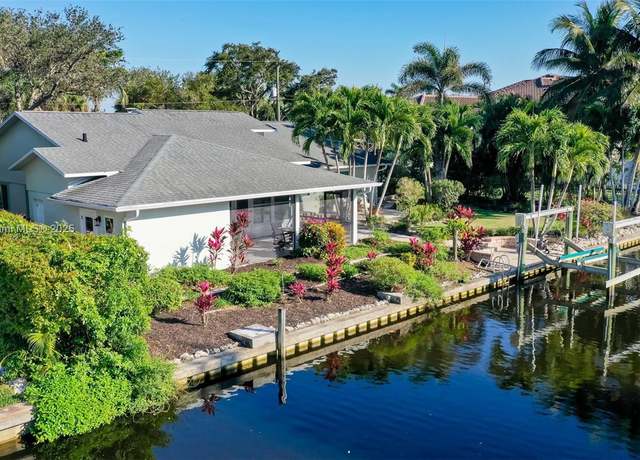 Property at 27150 Del Ln, Other City - In The State Of Florida, FL 34135, 4 beds, 2 baths