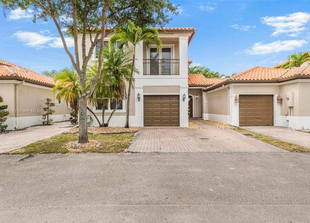Property at 8330 NW 142nd St, Miami Lakes, FL 33016, 4 beds, 3 baths