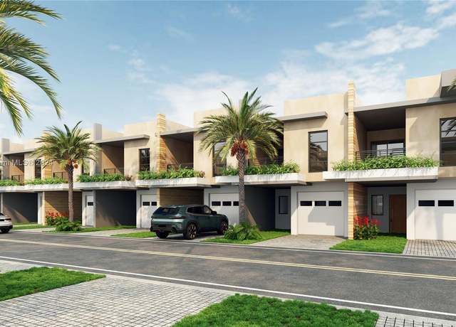 Property at 2526 Pierce St #15, Hollywood, FL 33020, 3 beds, 2.5 baths