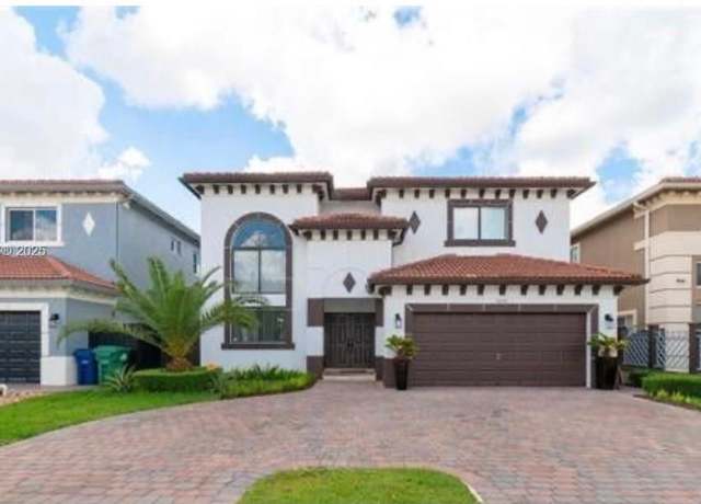 Property at 16588 SW 44 St, Kendall, FL 33185, 5 beds, 4 baths