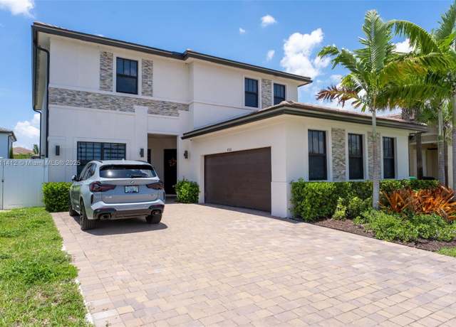 Property at 4366 SW 174th Ave, Miramar, FL 33029, 5 beds, 4.5 baths