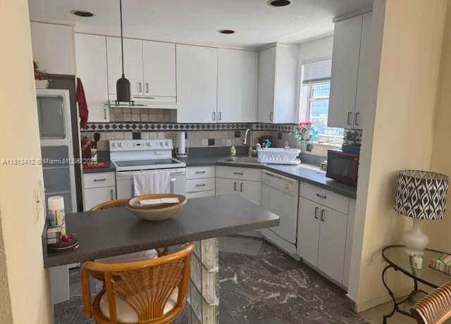 Property at 2829 Indian Creek Dr #1111, Miami Beach, FL 33140, 2 beds, 1.5 baths