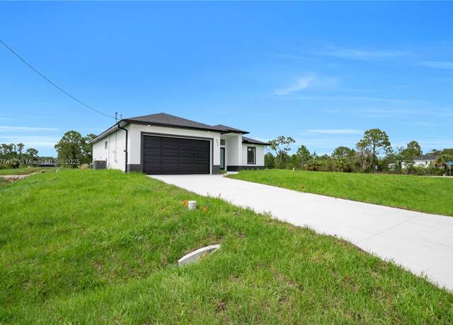 Property at 643 Knapp St, Lehigh Acres, FL 33974, 3 beds, 2 baths