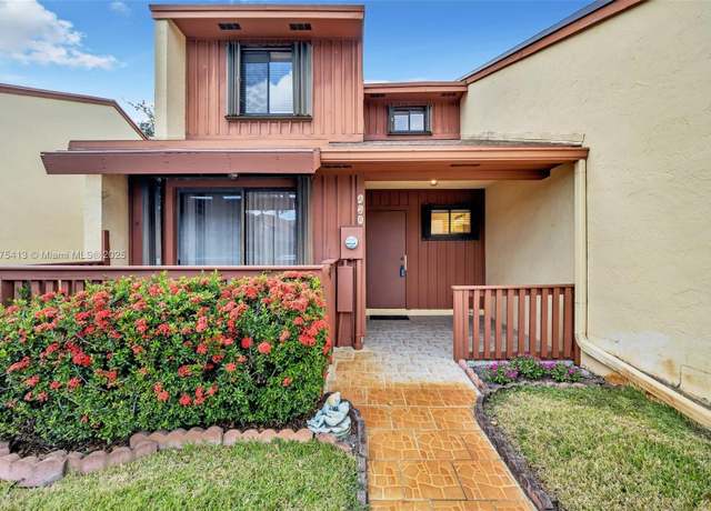 Property at 428 SE 11th Ter, Dania Beach, FL 33004, 2 beds, 1.5 baths