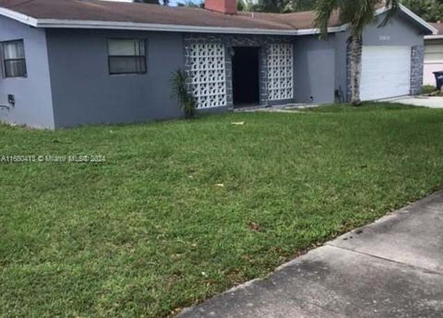 Property at 20600 NW 2nd Ct, Miami Gardens, FL 33169, 3 beds, 2 baths