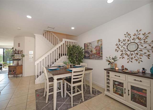 Property at 360 SE 37th Ter, Homestead, FL 33033, 4 beds, 3 baths
