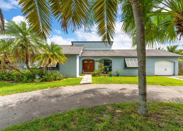 Property at 16040 SW 287th St, Homestead, FL 33033, 3 beds, 2 baths