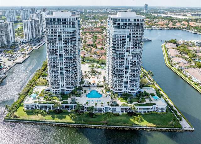 Property at 3801 NE 207th St #504, Aventura, FL 33180, 2 beds, 2.5 baths