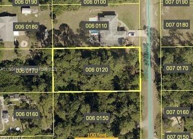 Property at 405 Lincoln Ave, Lehigh Acres, FL 33972