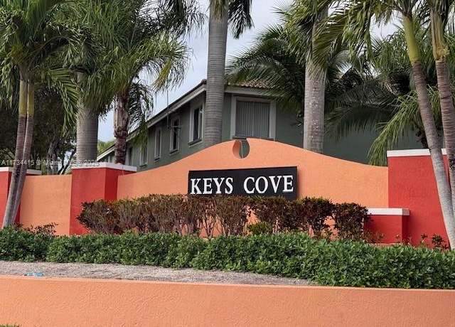 Property at 2818 SE 16th Ave #118, Homestead, FL 33035, 3 beds, 2.5 baths