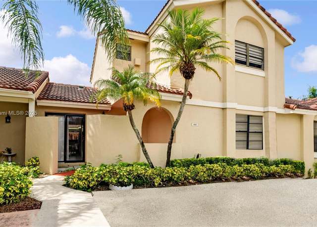 Property at 6460 NW 170 Th Ter, Hialeah, FL 33015, 3 beds, 2 baths