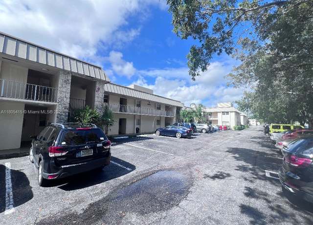 Property at 10693 N Military Trl #7, Palm Beach Gardens, FL 33410, 2 beds, 2 baths