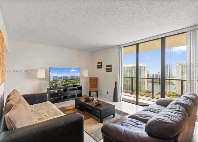 Property at 18181 NE 31st Ct Ph 07, Aventura, FL 33160, 2 beds, 2 baths