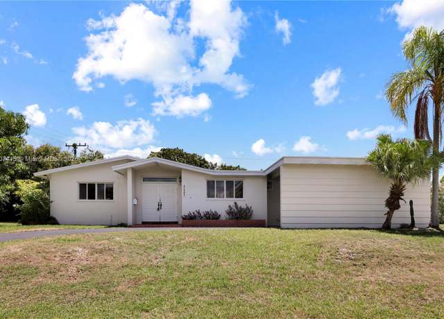 Property at 17535 SW 91st Ave, Palmetto Bay, FL 33157, 3 beds, 2 baths