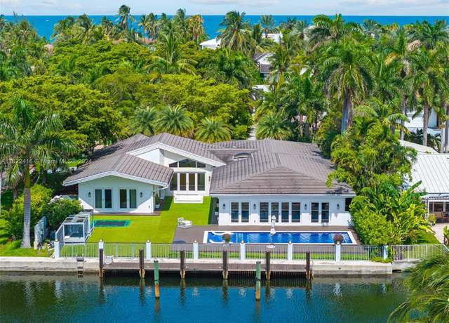 Property at 194 Golden Beach Dr, Golden Beach, FL 33160, 7 beds, 5.5 baths