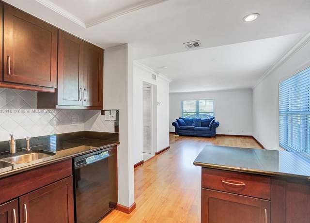 Property at 1745 NW 4th Ave #1, Boca Raton, FL 33432, 3 beds, 3 baths