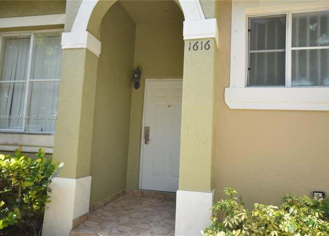Property at 1616 SW 2nd St #1616, Homestead, FL 33030, 3 beds, 2 baths