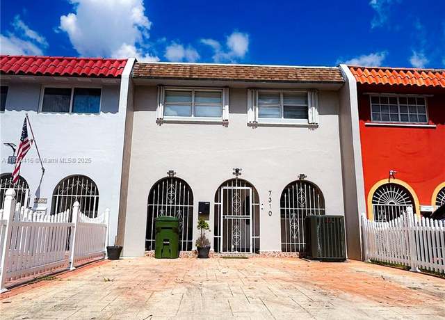 Property at 7310 W 2nd Way #7310, Hialeah, FL 33014, 3 beds, 3 baths