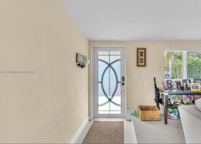 Property at 3645 SW 97th Ave, Miami, FL 33165, 3 beds, 2 baths