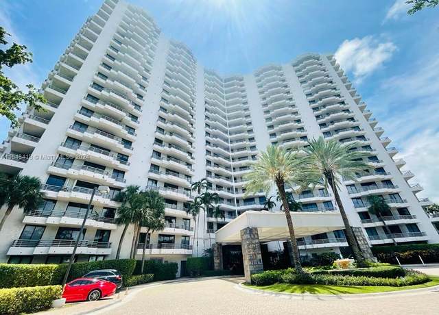 Property at 3300 NE 191st St #817, Aventura, FL 33180, 2 beds, 2 baths