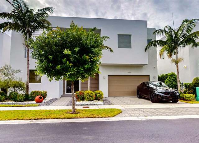 Property at 9980 NW 74th Ter, Doral, FL 33178, 5 beds, 5 baths