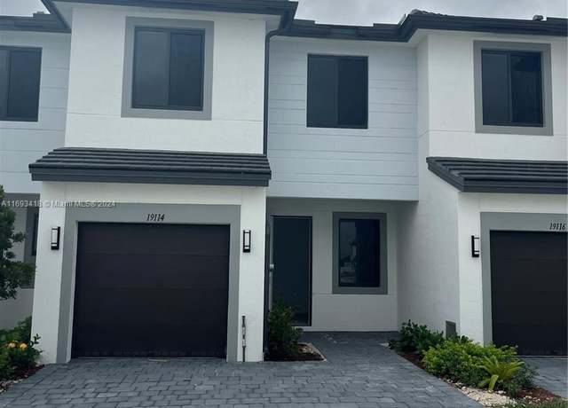 Property at 19114 SW 345 Ter #19114, Homestead, FL 33034, 3 beds, 2.5 baths