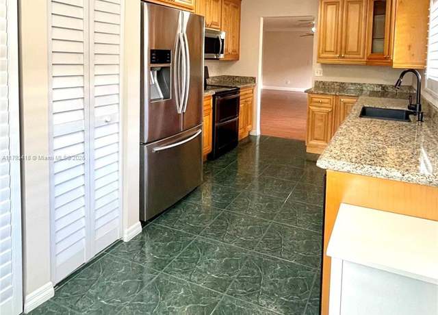 Property at 2141 SW 93rd Way #704, Davie, FL 33324, 2 beds, 2 baths