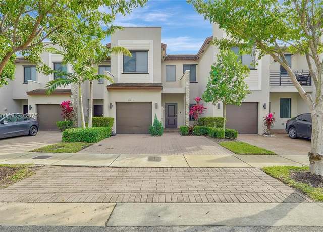 Property at 20725 NE 2nd Ct, Miami, FL 33179, 3 beds, 2.5 baths