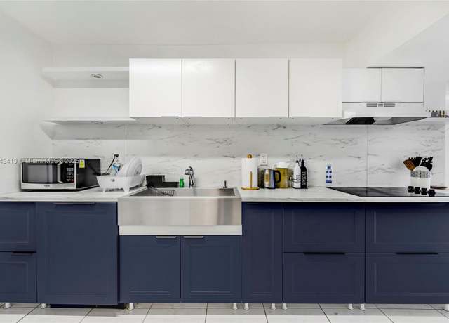 Property at 18001 N Bay Rd #505, Sunny Isles Beach, FL 33160, 2 beds, 2 baths