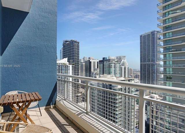 Property at 60 SW 13th St #3820, Miami, FL 33130, 2 beds, 2.5 baths