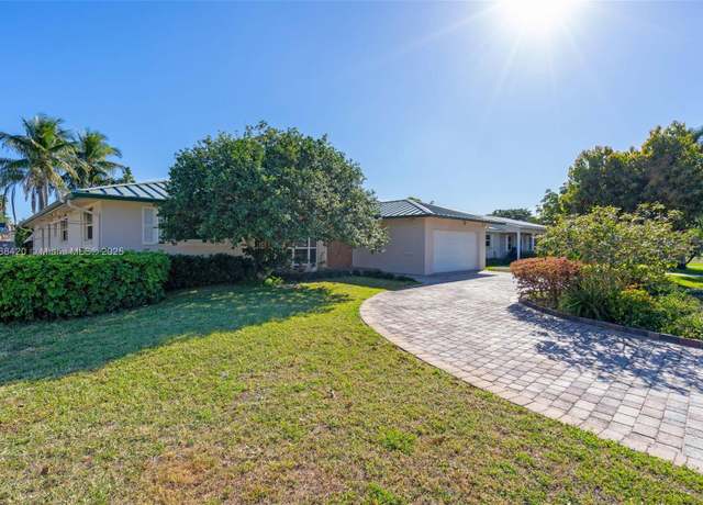 Property at 5000 Cleveland St, Hollywood, FL 33021, 3 beds, 2.5 baths