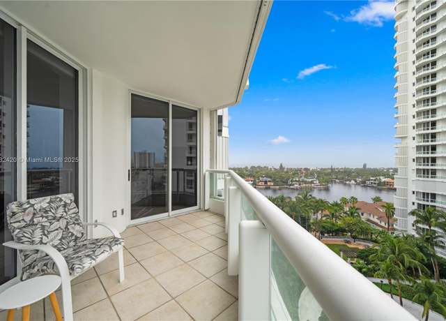 Property at 21150 NE 38th Ave #1202, Aventura, FL 33180, 2 beds, 2.5 baths