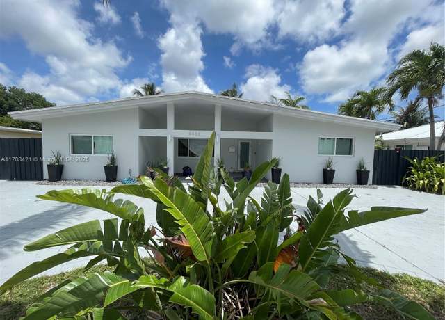 Property at 2325 NE 194th St, Miami, FL 33180, 4 beds, 3 baths