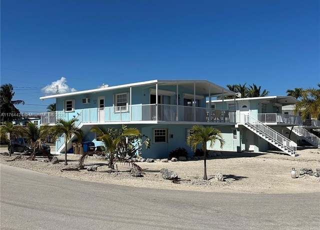 Property at 16 Shoreland Dr, Key Largo, FL 33037, 5 beds, 2 baths