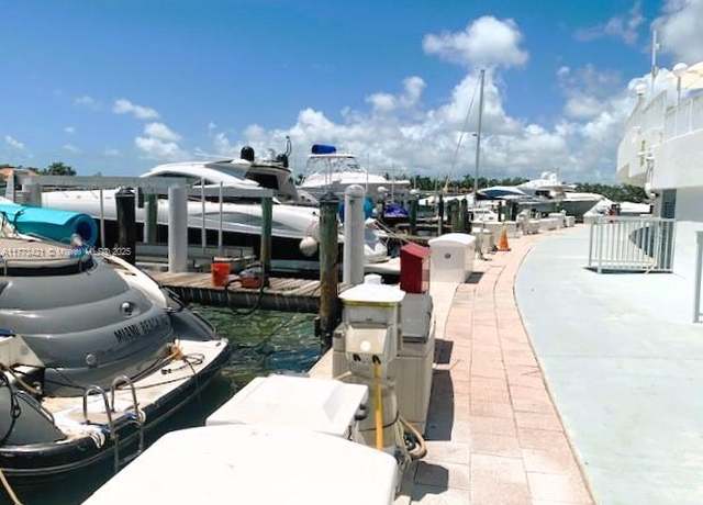 Property at 900 Bay Dr Ds20, Miami Beach, FL 33141