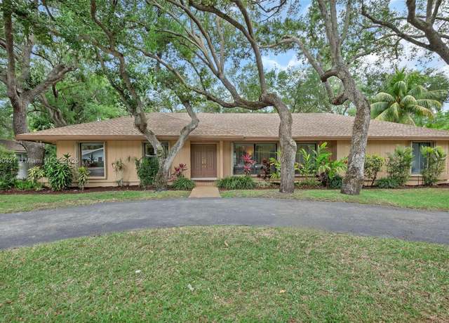 Property at 16745 SW 74th Ct, Palmetto Bay, FL 33157, 4 beds, 2 baths