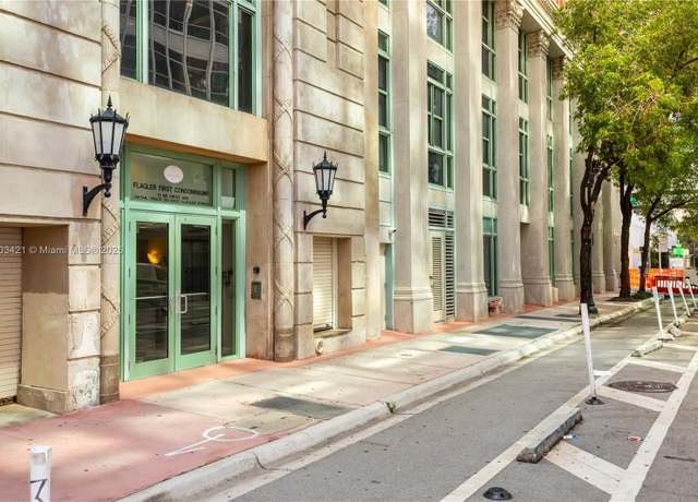 Property at 111 E Flagler St #501, Miami, FL 33131, 2 beds, 2 baths