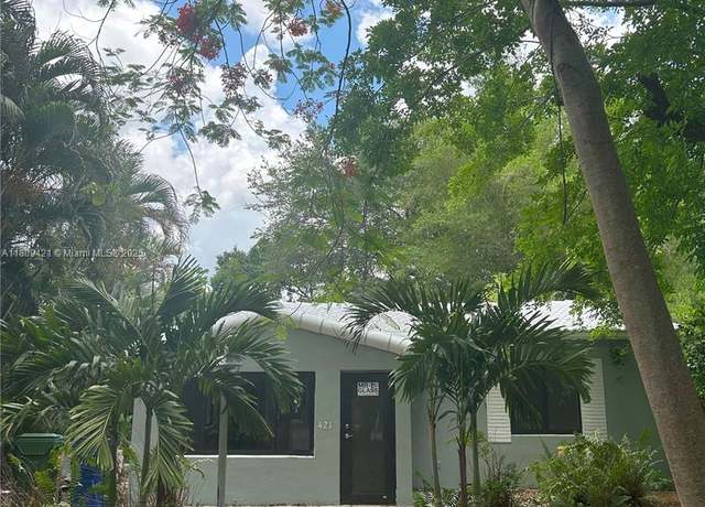 Property at 421 SW 11th St, Fort Lauderdale, FL 33315, 2 beds, 1 bath