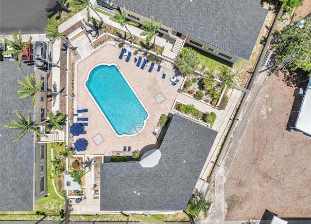 Property at 5800 NE 22nd Way #523, Fort Lauderdale, FL 33308, 2 beds, 2 baths