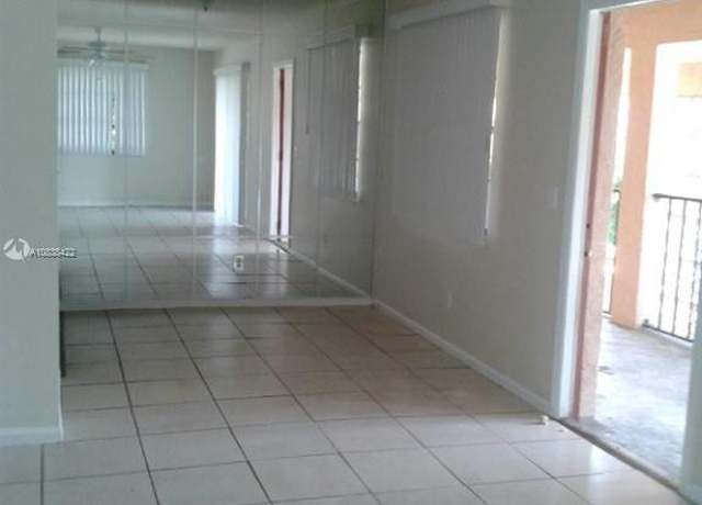 Property at 1409 Lake Ave #5, Lake Worth, FL 33460, 2 beds, 2 baths