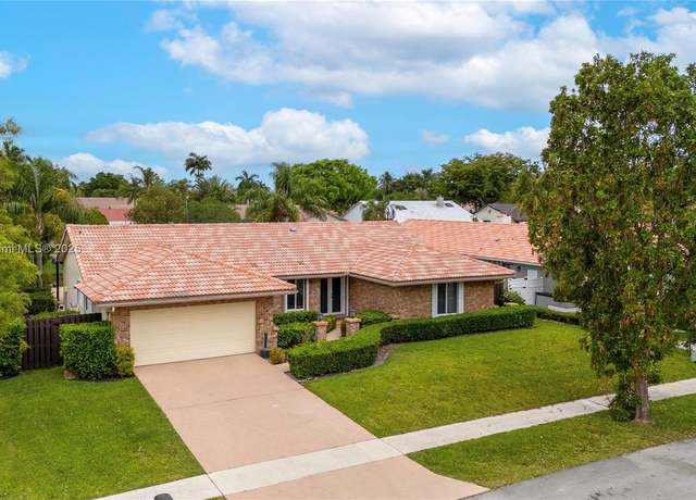 Property at 1341 NW 98th Ave, Plantation, FL 33322, 4 beds, 2.5 baths